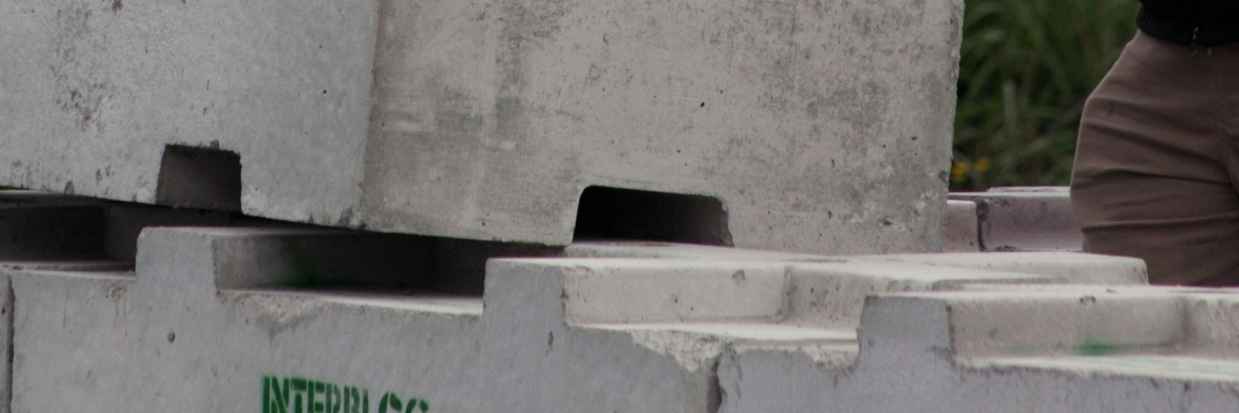 Close up shot of an Interbloc 1200 standard concrete block locking onto another Interbloc block 