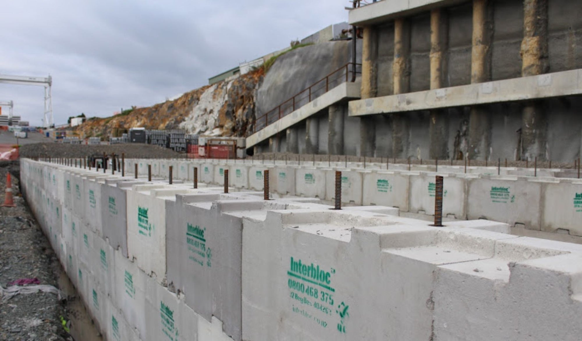 Close up side view of Interbloc settlement pond walls built for the Waterview Tunnel