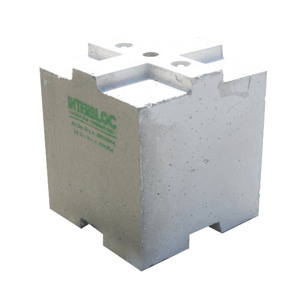 Perspective shot of a 600 Interbloc standard concrete block