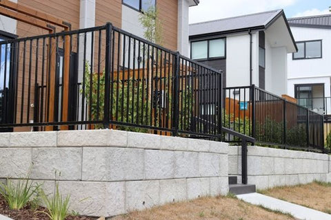 Stonebloc Retaining Walls